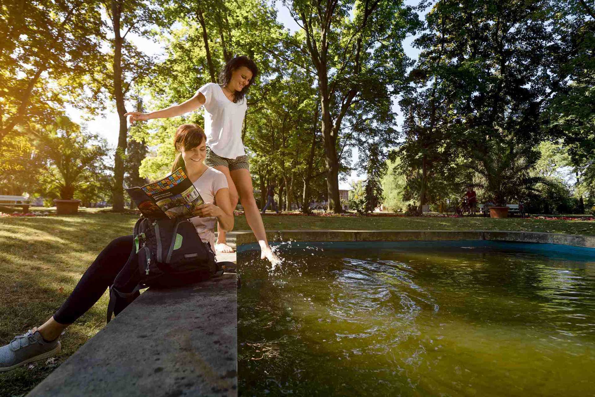 Im Kurpark Bad Dürrenberg wurde das Grab der Schamanin entdeckt (c) Saale-Unstrut-Tourismus e.V., Transmedial