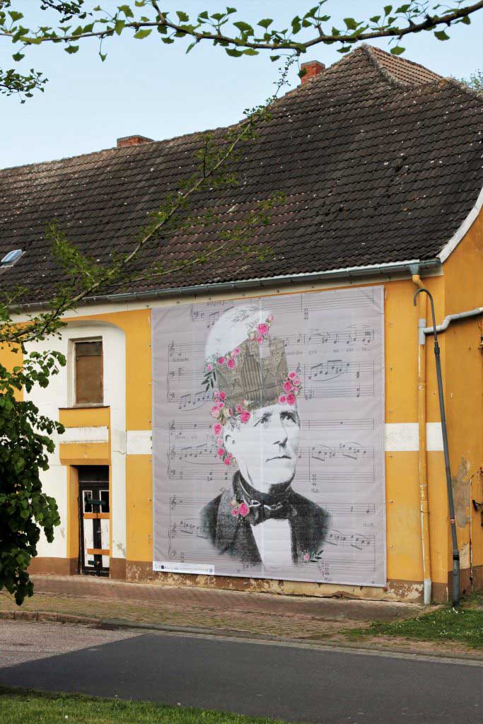 Mit Smartphone und App durch Saale-Unstrut - 8 digitale Führungen zum Kennenlernen Banner führen durch Löbejün entlang des digitalen Stadtrundgang (c) ICLG e.V.