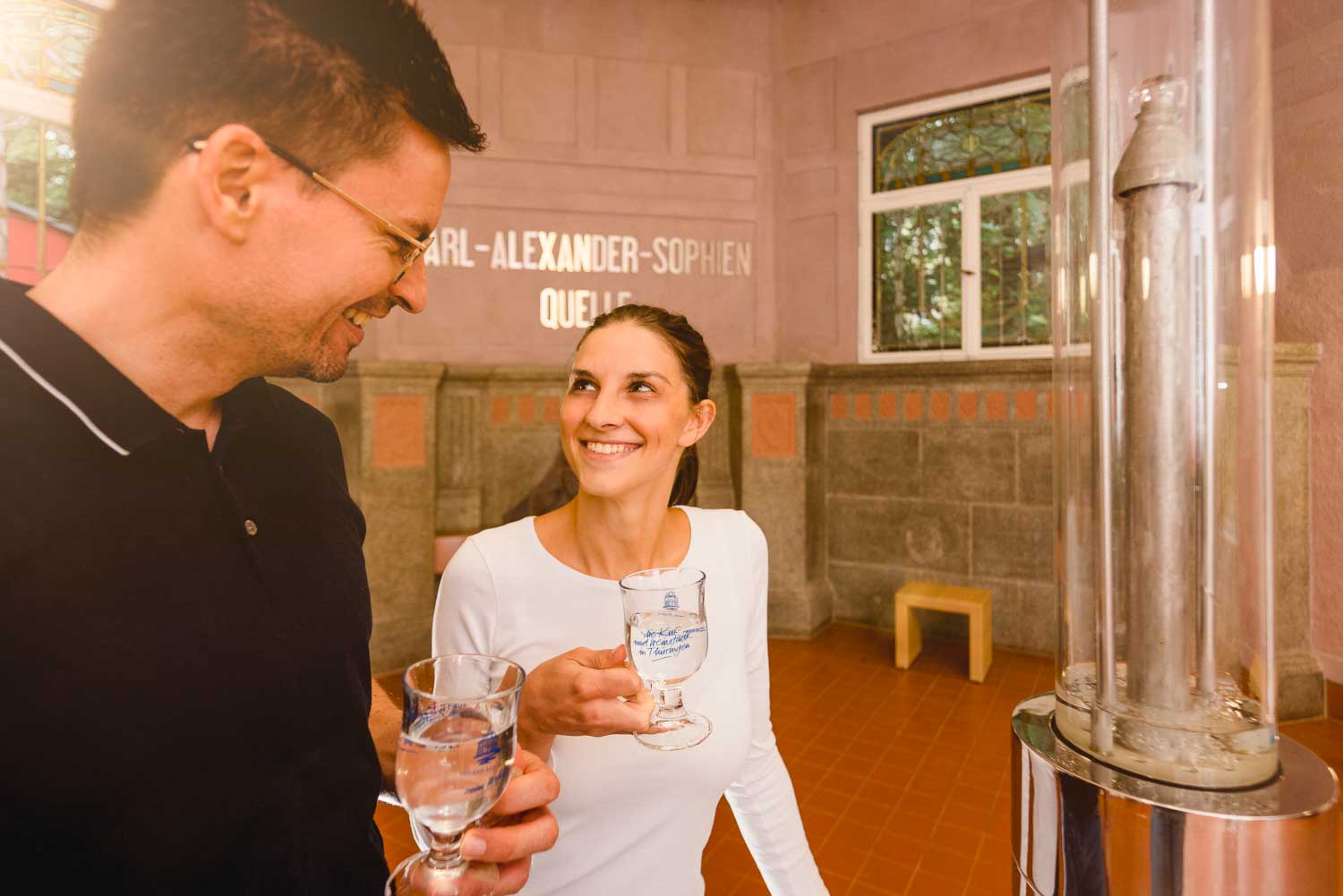 Brine drinking cure in the drinking hall of Bad Sulza (c) Saale-Unstrut-Tourismus e.V., Transmedial