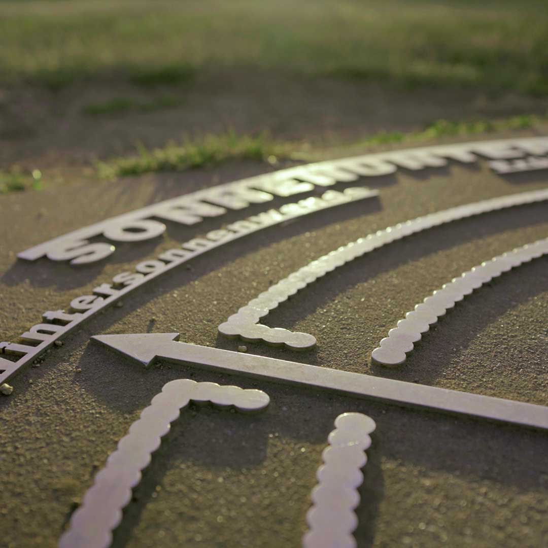 Psst ... faszinierend wie Stonehenge – das Sonnenobservatorium Goseck Welches Tor zeigt in welche Richtung? Hier wird das Rätsel aufgelöst (c) Daniel Remler
