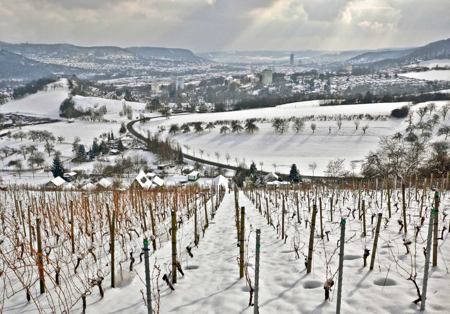 Winterlicher Blick auf Jena (c) Thüringer Tourismusverein Jena-Saale-Holzland e.V., Sieglinde Krepler