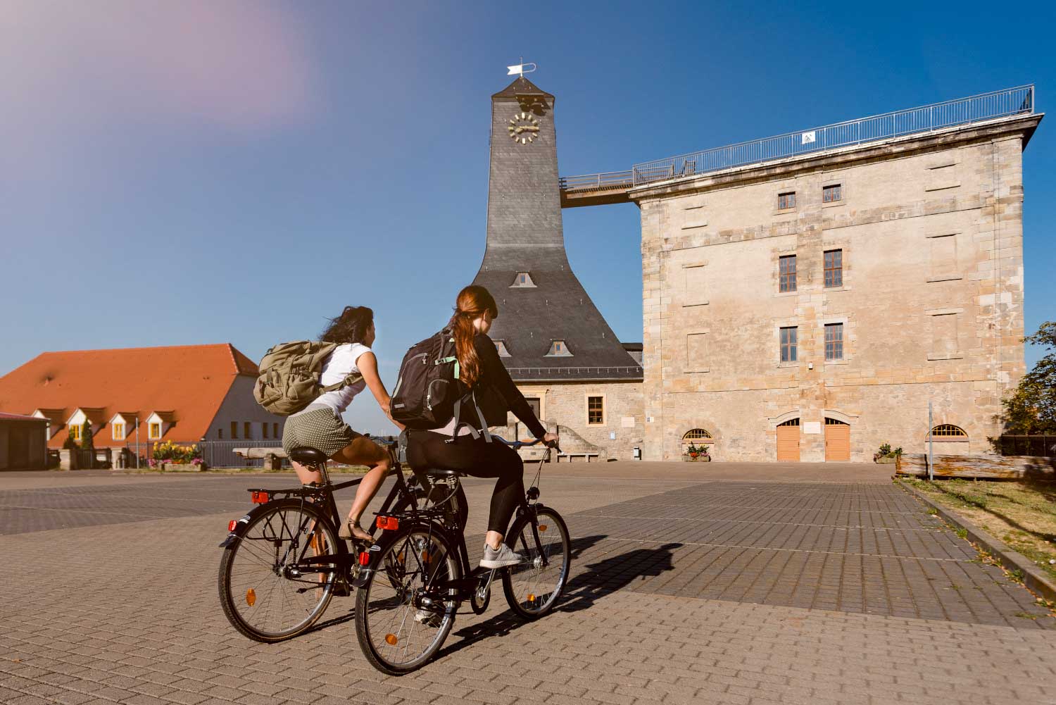 Vanaf de Saale-fietsroute is het slechts een kleine omweg naar het Borlach-museum (c) Saale-Unstrut-Tourismus e.V., Transmedial