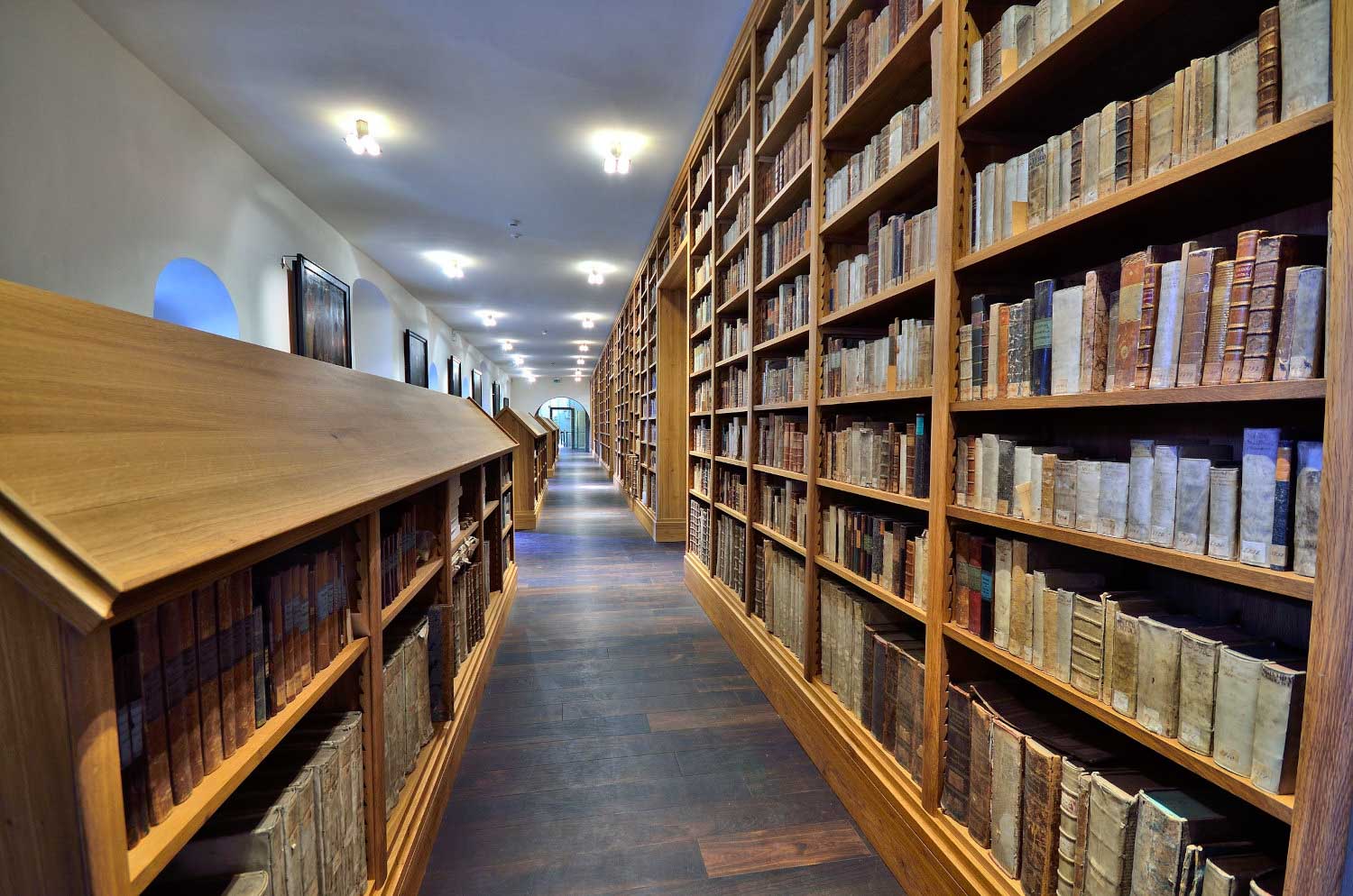 Bibliothek Naumburger Dom cVereinigte Domstifter Foto Falko Matte kl